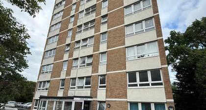 Stylish 1-Bed Apartment near Guildford Station