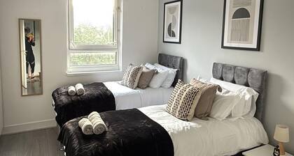 Stylish 1-Bed Apartment near Guildford Station