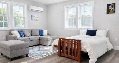 New Luxury Beach House, Rooftop Terrace, Ocean Views, Walk to Beach