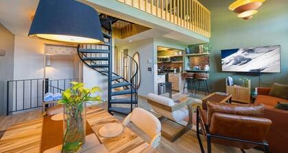The Western View: Pool, Hot Tub, Ski, Repeat