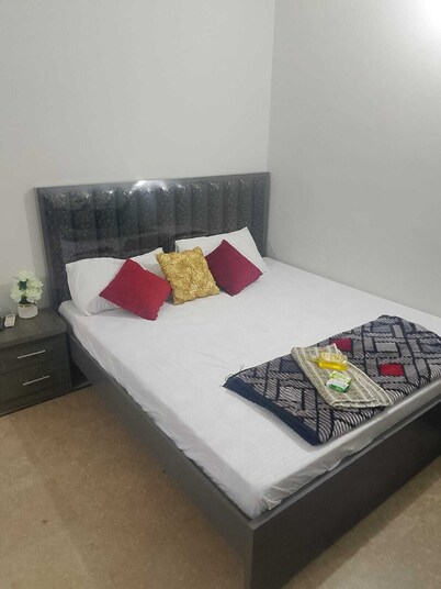 2-bedroom apartment in gulshan e iqbal superb Karachi with cool AC comfort