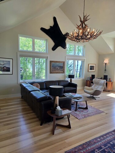 Lakeshore Lodging 3 Bedroom Home