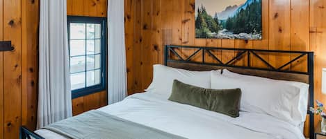 WiFi, bed sheets