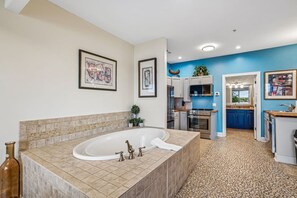 Fridge, microwave, oven, stovetop - Corner Condo - Luxury Beachfront at Delton Grand (Wisconsin Dells)