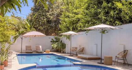 Tropical House, 5 minutes from the beach and the airport