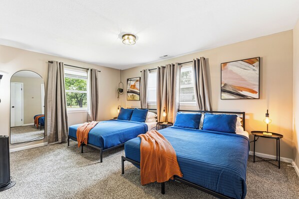 Room - Single-Level 4BR Home | 3-Bay Garage (Saint Joseph)