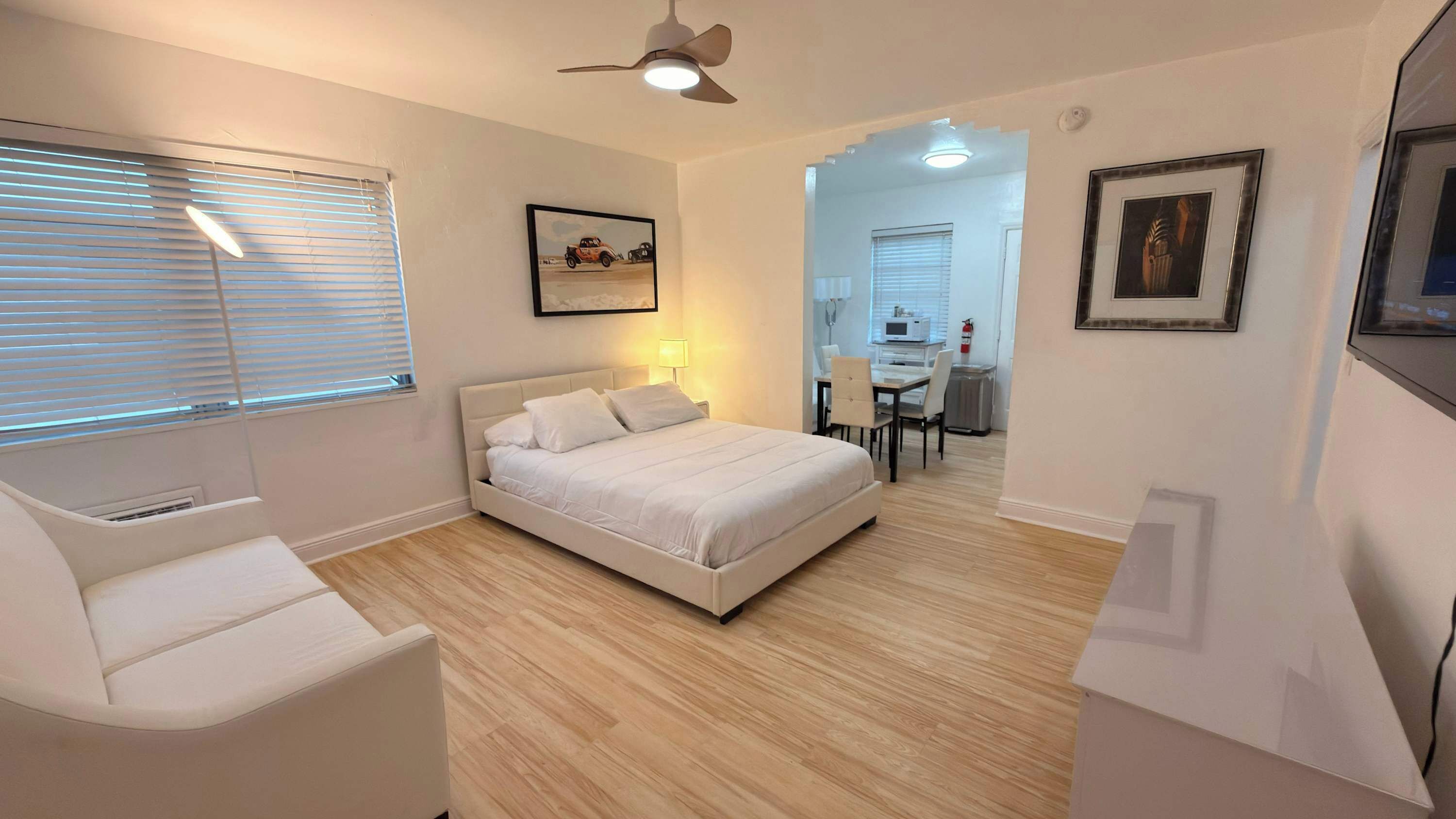 1 bedroom, desk, iron/ironing board, WiFi
