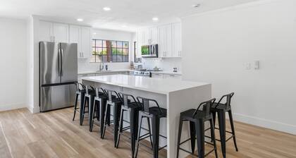 Marvelous 7-bedroom house with AC in vibrant Las Vegas