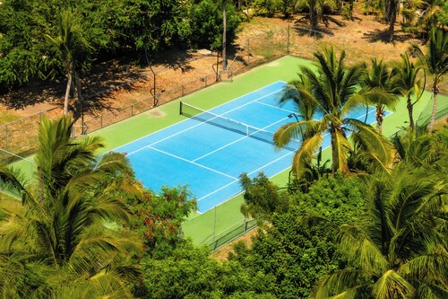 Luxury Apartment & Pool in Acapulco 3BR