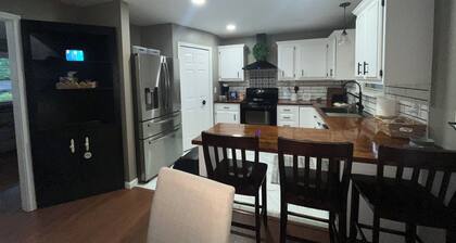 3-bedroom house in charming Morehead near Cave Run and Morehead State