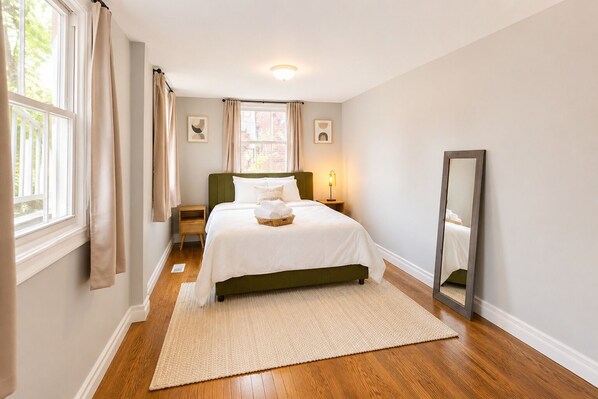 Desk, iron/ironing board, free WiFi, bed sheets