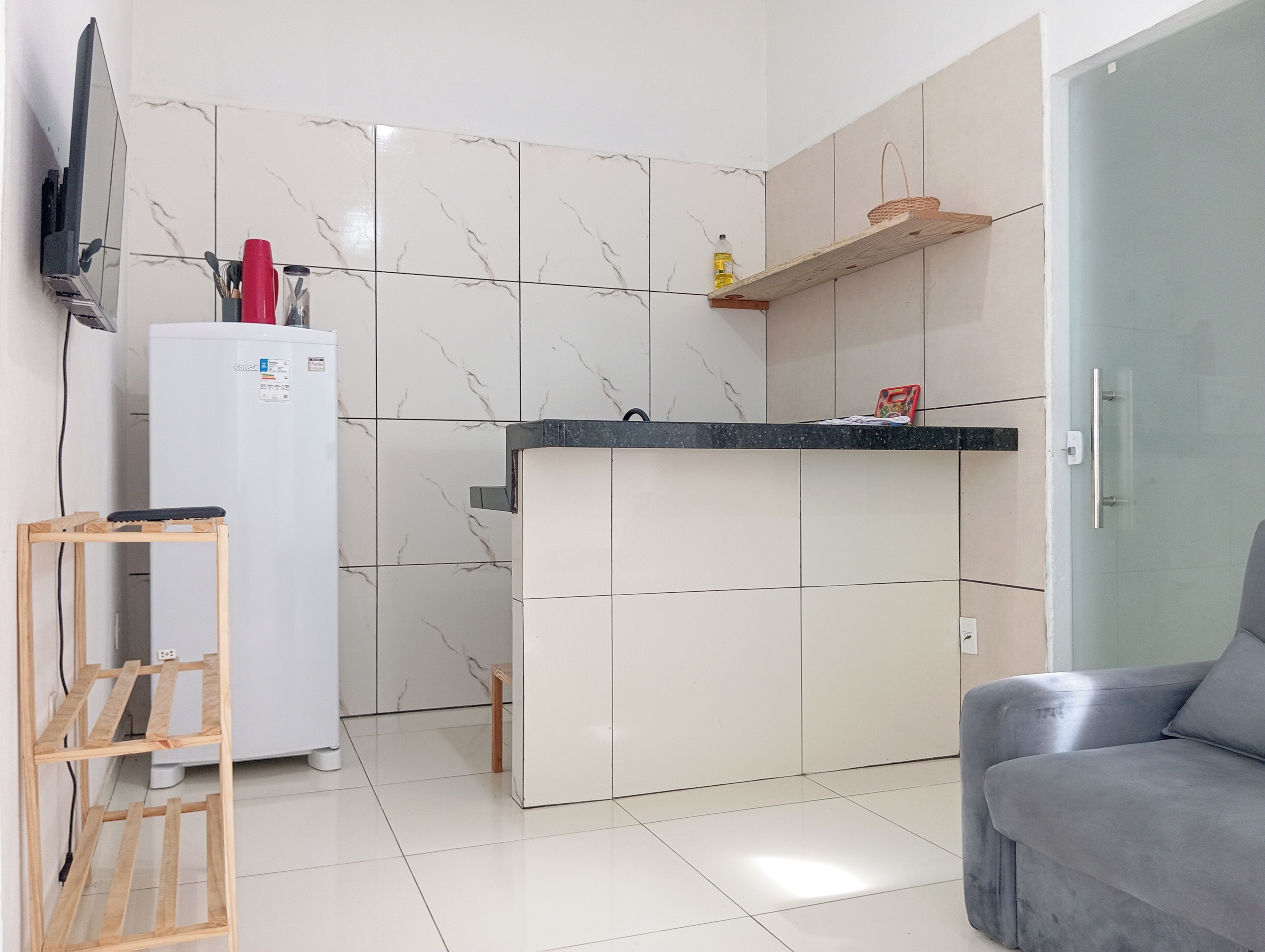 Casa básica, varanda | Cozinha privada | Cooktop, talheres/pratos/utensílios de cozinha
