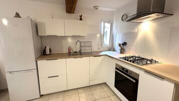 Microwave, stovetop, dishwasher