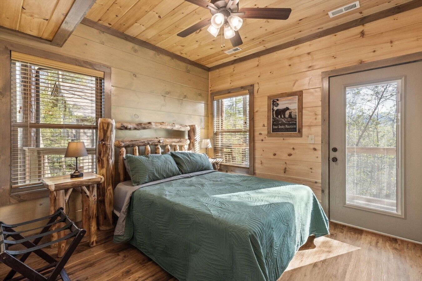 2 habitaciones, escritorio, wifi gratis y ropa de cama 