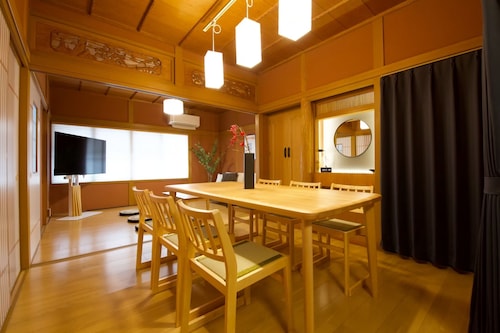 B-STAY TAKAMATSU Gold Ship