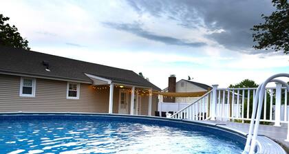 Fully Furnished Home in Stratford - 3 Bedrooms, Dedicated Office and Pool
