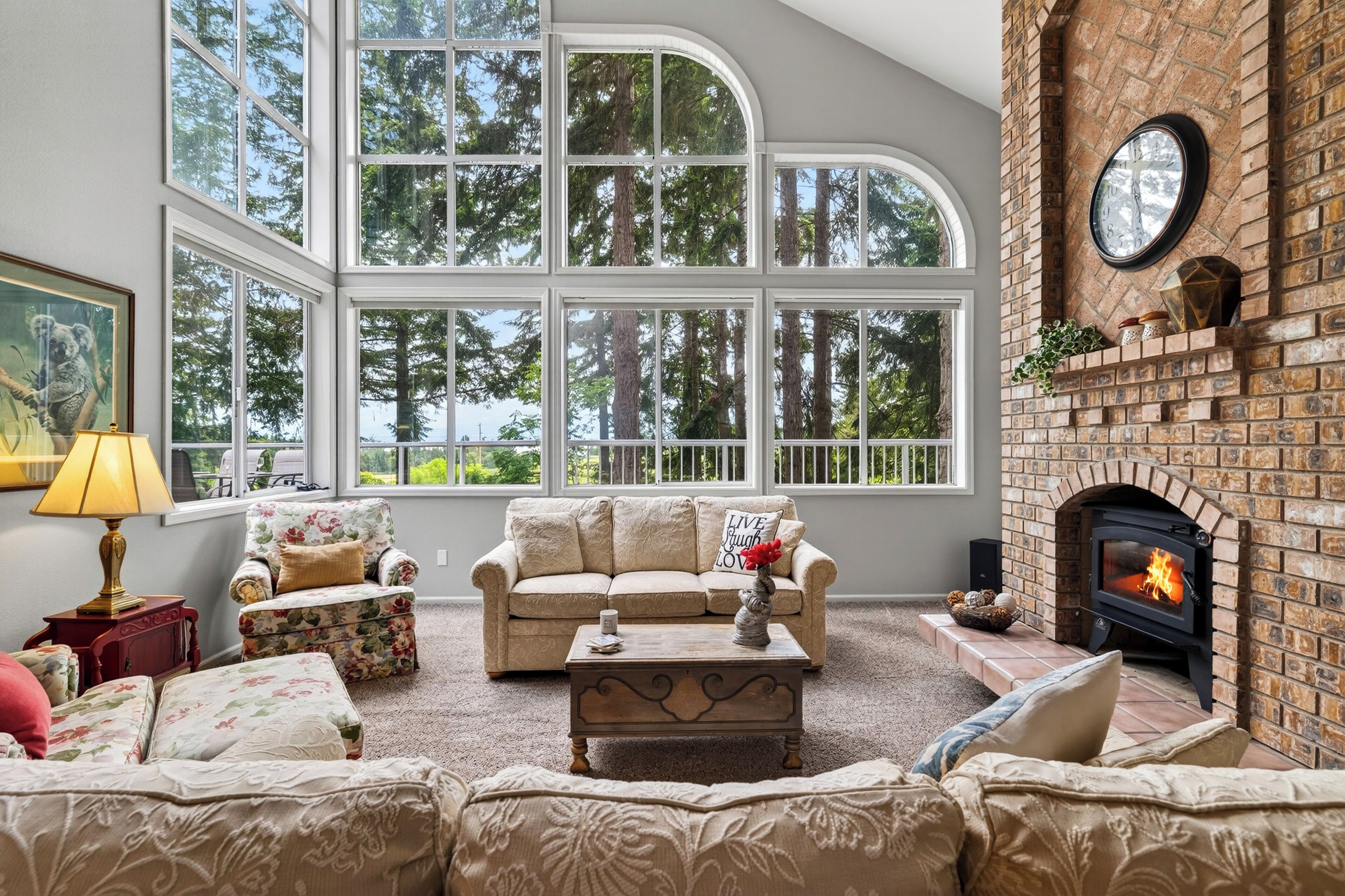 Smart TV, fireplace, video games, ping pong