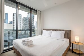 Room - Modern South Bank 2BR Walk to GOMA + Brisbane CBD (South Brisbane)