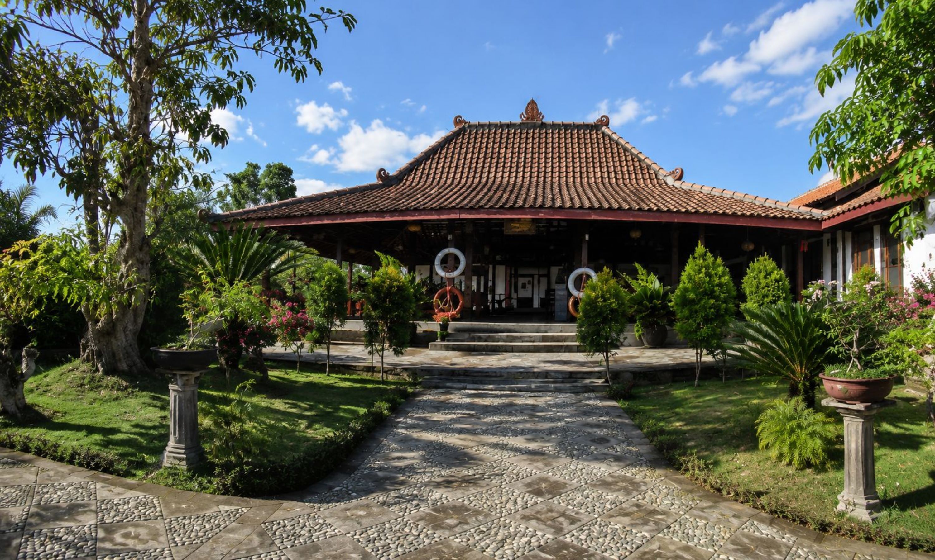 Standard Room | Exterior