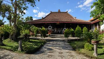 Standard Room | Exterior
