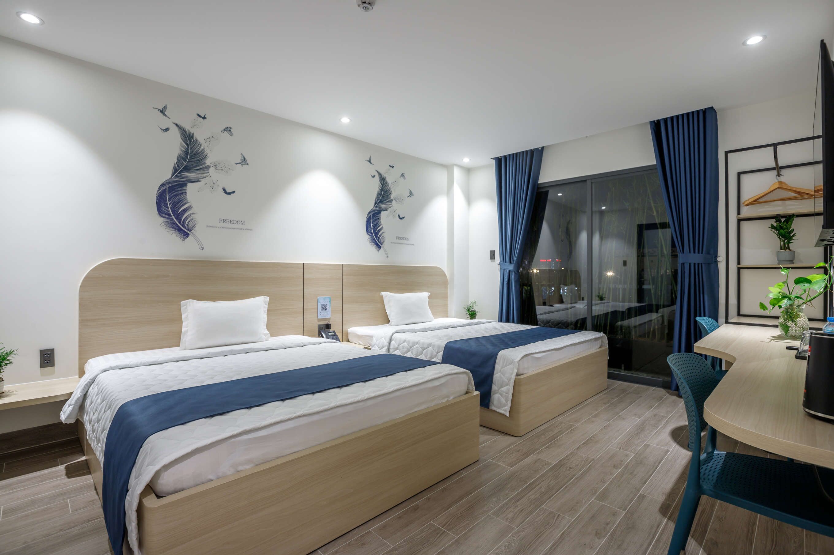 Double Room | Desk, free WiFi