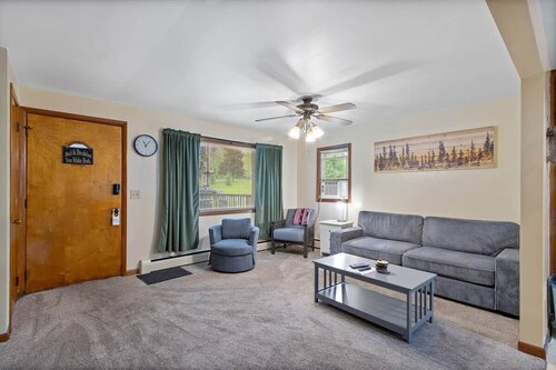Room 8, 2 Bed Apartment