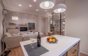Living area - Hyacinth House: Your Quiet Sanctuary in the Heart of Tbilisi (T'bilisi)