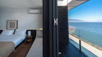 Superior Double Room, Sea View | Terrace/patio