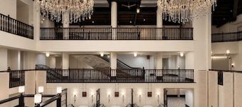 Aura Opera House Chinatown- Newly Renovated