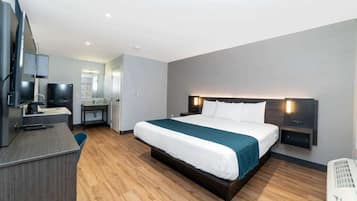 Iron/ironing board, WiFi (free), bed sheets