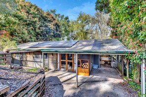 Unclassified image, 2 of 25, button - Adelaide Hills Creek-Side Retreat (Bridgewater)