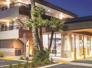 Exterior - 2 Welcoming Rooms for Family & Friends Getaways | Outdoor Pool Access (Stockton)