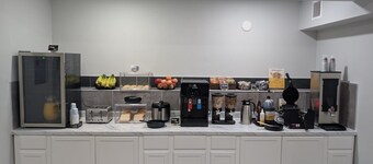 3 Convenient Rooms Great for Groups & Family Stays | Free Onsite Parking