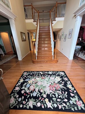 Interior - Luxury Furnished Home in Suburban DC, minutes from Dulles and Metro (Herndon)