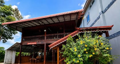 Kampot Breeze Hostel