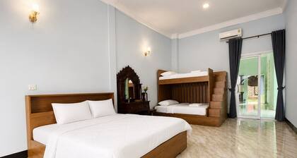Kampot Breeze Hostel