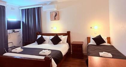 Coonalpyn Hotel