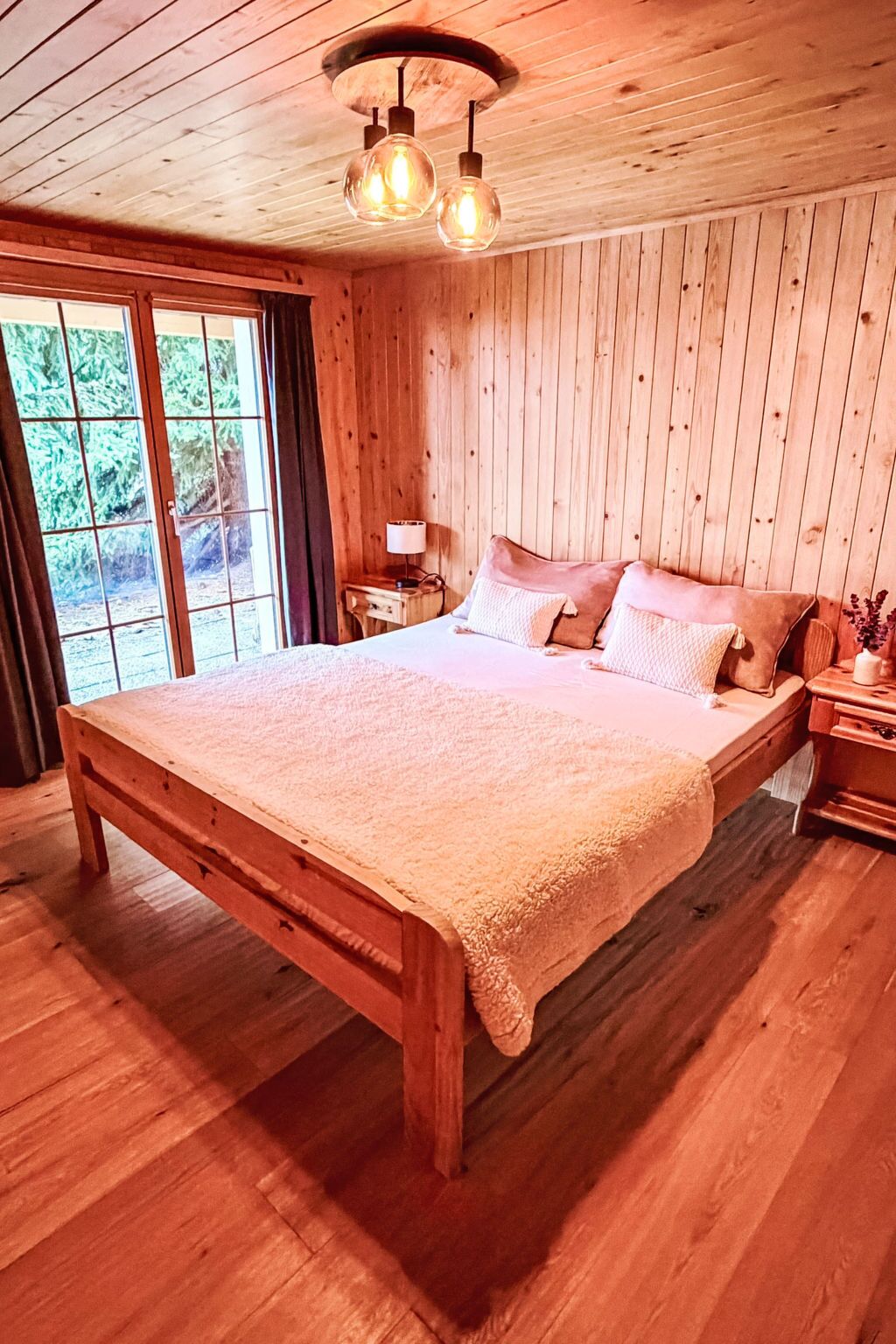 3 bedrooms, Internet