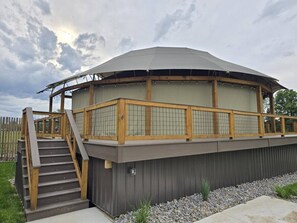 Exterior - Blesbok Luxury Tent 8 (Chittenango)