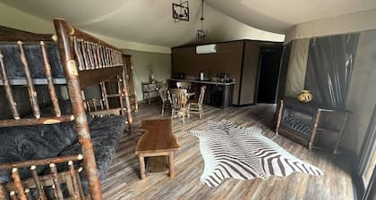 Blesbok Luxury Tent 8