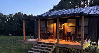 Charming Country Cabin Minutes from Laurel River Lake, It's relaxing, Peaceful.