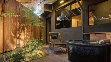 Villa | Bathroom