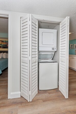 Unclassified image, 3 of 39, button - Amazing Ocean View Condo •14th-Floor• Spacious 3BR Sleeps 10 •Pool (Myrtle Beach)