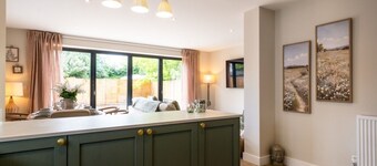 Stunning 3 Bedroom Cotswold Retreat