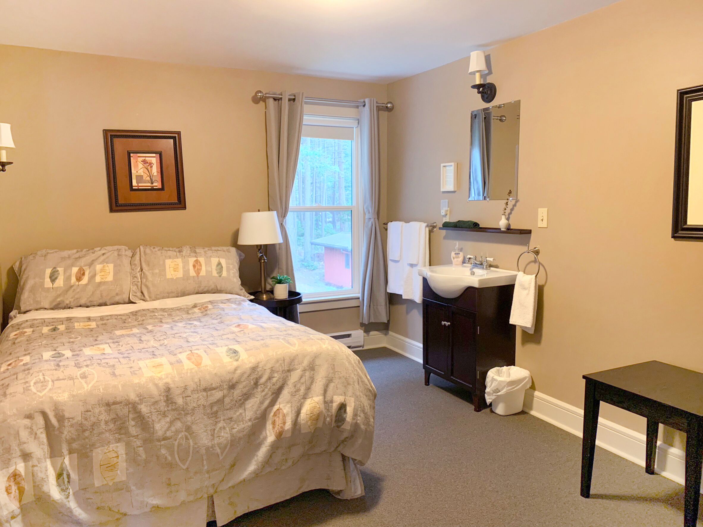 1 bedroom, WiFi, bed sheets