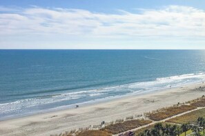 Beach - Oceanview condo with pool, private balcony & direct beach access (Myrtle Beach)