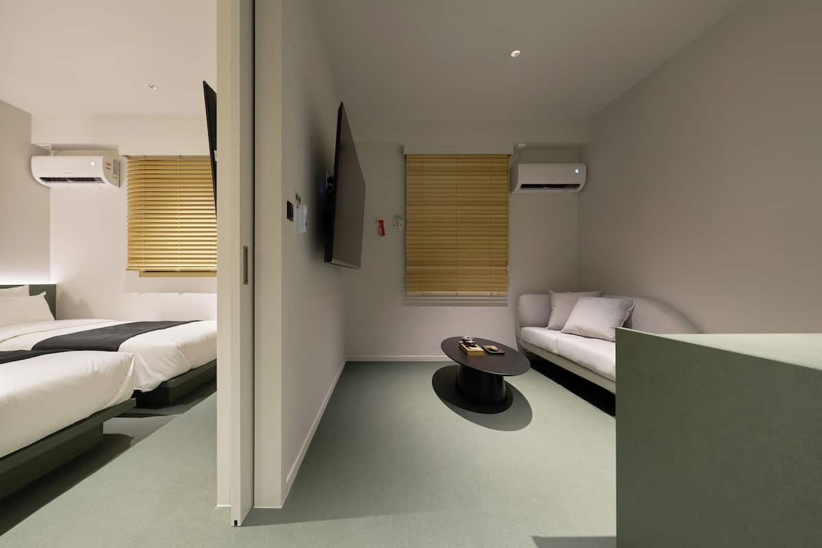 Family Twin Room | Blackout drapes, free WiFi