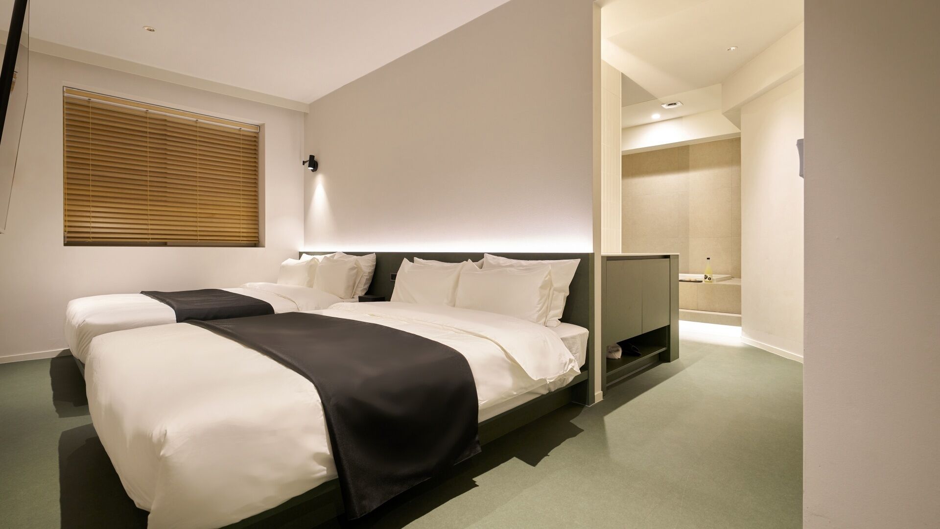 Signature Spa & Sauna Twin | Sengetøy av topp kvalitet, individuelt dekorert og individuelt innredet