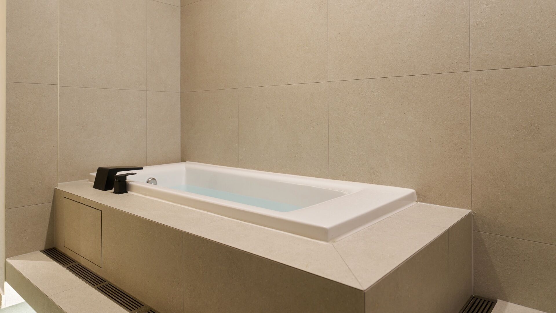 Deluxe Spa | Privat bubbelpool