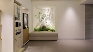 Check-in/check-out kiosk - Anook Hotel Ulsan Mugeo (Ulsan)
